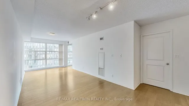 Additional property image - 11 St Joseph St Unit 1503