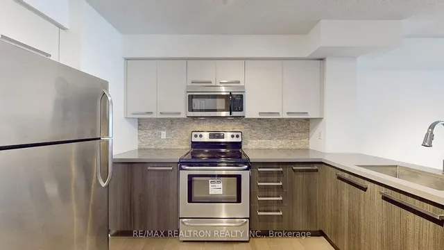 Additional property image - 11 St Joseph St Unit 1503