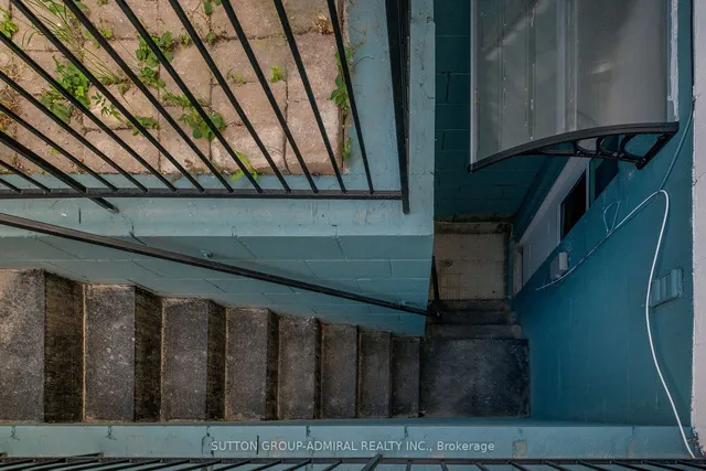 Additional image 17 of 658 Dundas St