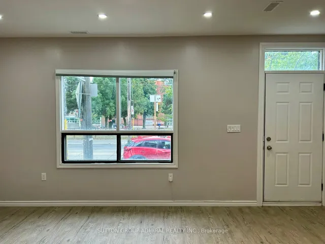 Additional image 38 of 658 Dundas St