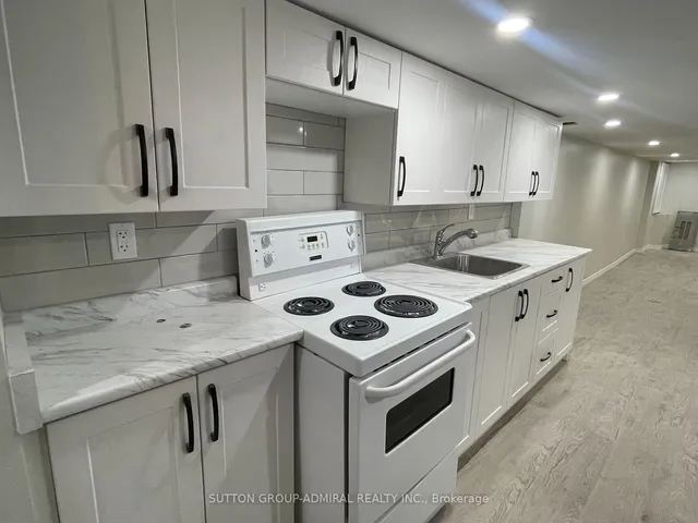 Additional image 32 of 658 Dundas St