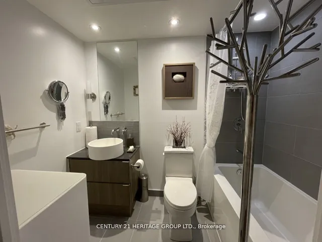 Additional property image - 161 Roehampton Ave Unit 3111
