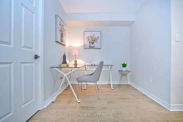 Additional property image - 7 Lorraine Dr Unit 701