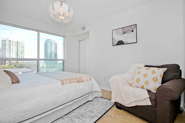 Additional property image - 7 Lorraine Dr Unit 701