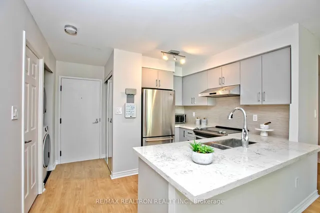 Additional property image - 7 Lorraine Dr Unit 701