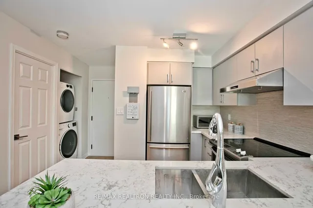 Additional property image - 7 Lorraine Dr Unit 701