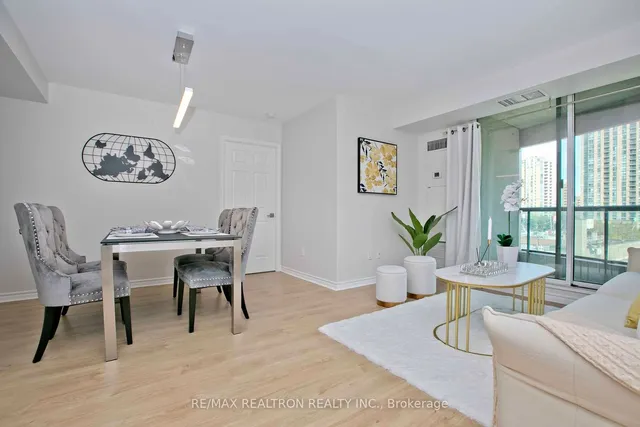 Additional property image - 7 Lorraine Dr Unit 701