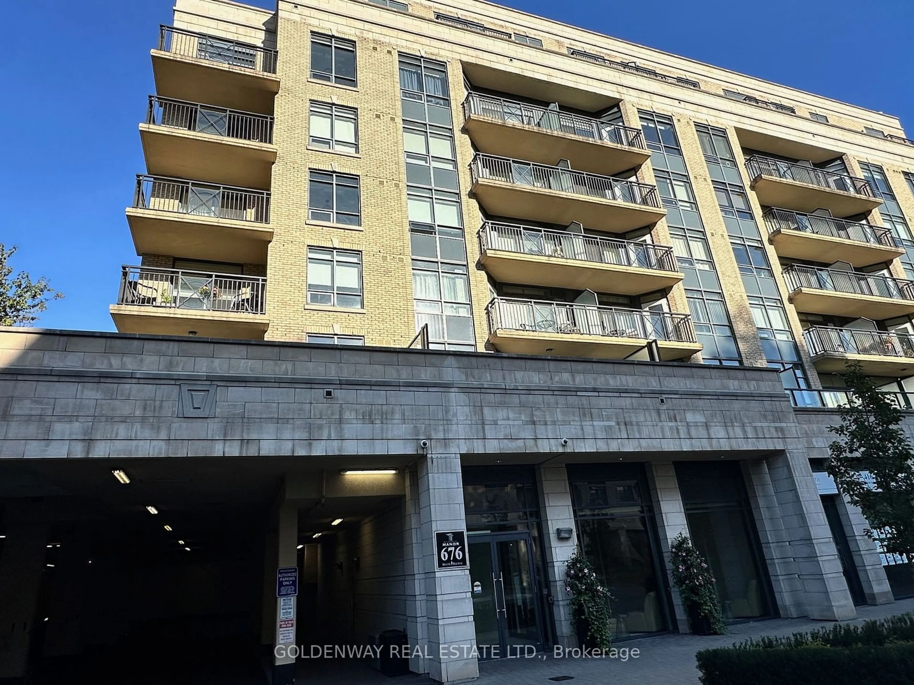 A pic from exterior of the house or condo for 676 Sheppard Ave #613, Toronto Ontario M2K 1B7