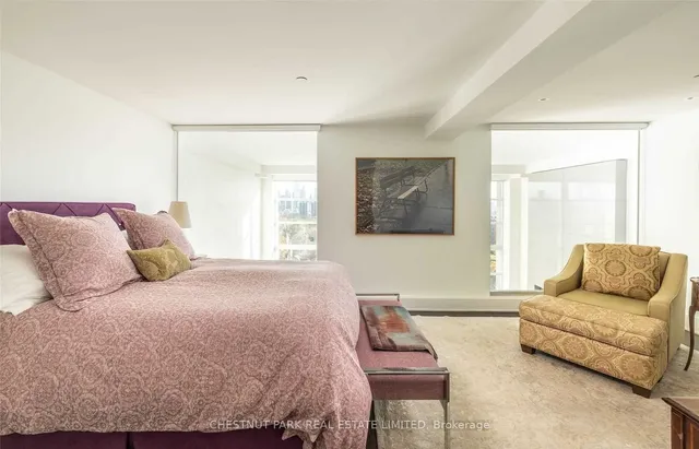 Additional property image - 111 St Clair Ave Unit 918