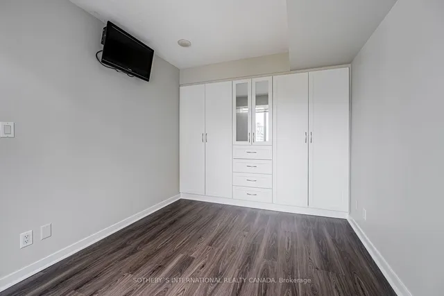 Additional property image - 76 Shuter St Unit 802