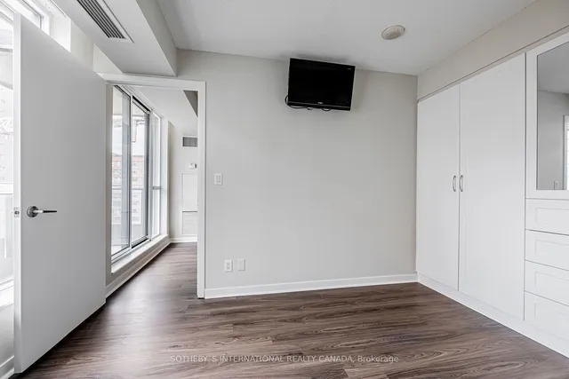 Additional property image - 76 Shuter St Unit 802
