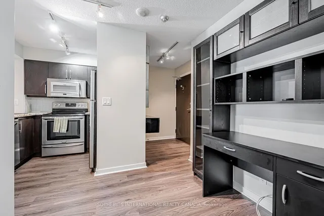 Additional property image - 76 Shuter St Unit 802
