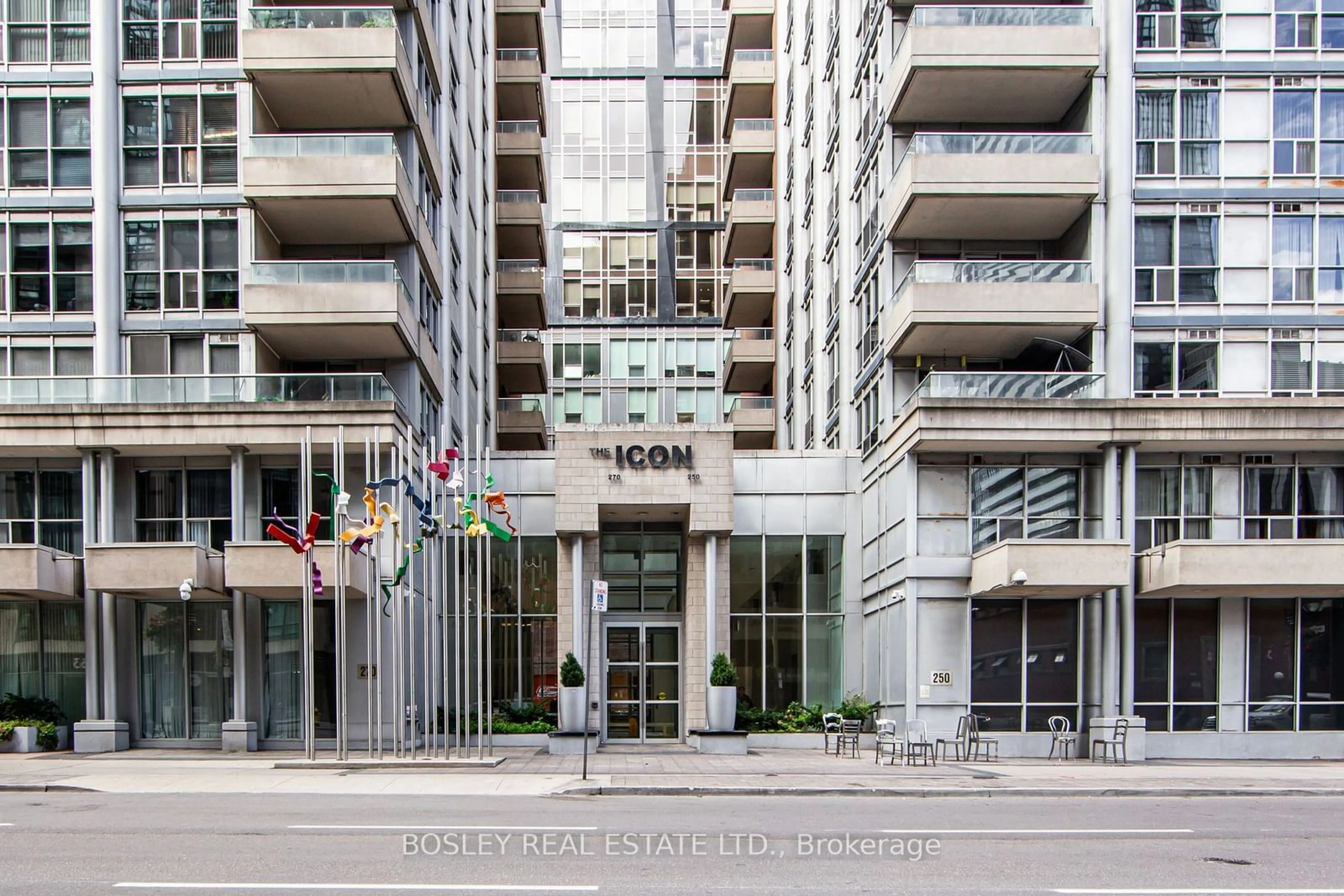 A pic from exterior of the house or condo for 250 Wellington St #1042, Toronto Ontario M5V 3P6