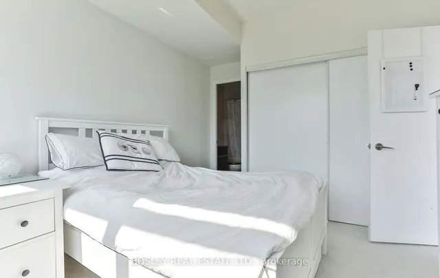 Additional property image - 500 Sherbourne St Unit 809