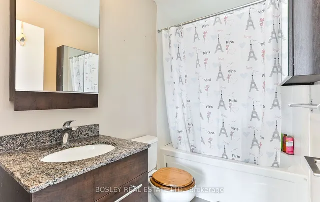 Additional property image - 500 Sherbourne St Unit 809