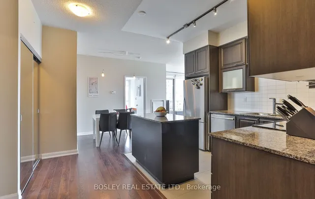 Additional property image - 500 Sherbourne St Unit 809