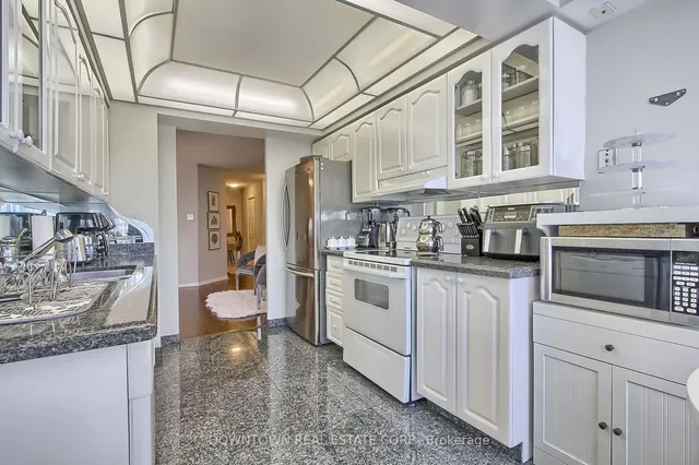 Additional property image - 1121 Steeles Ave Unit 406