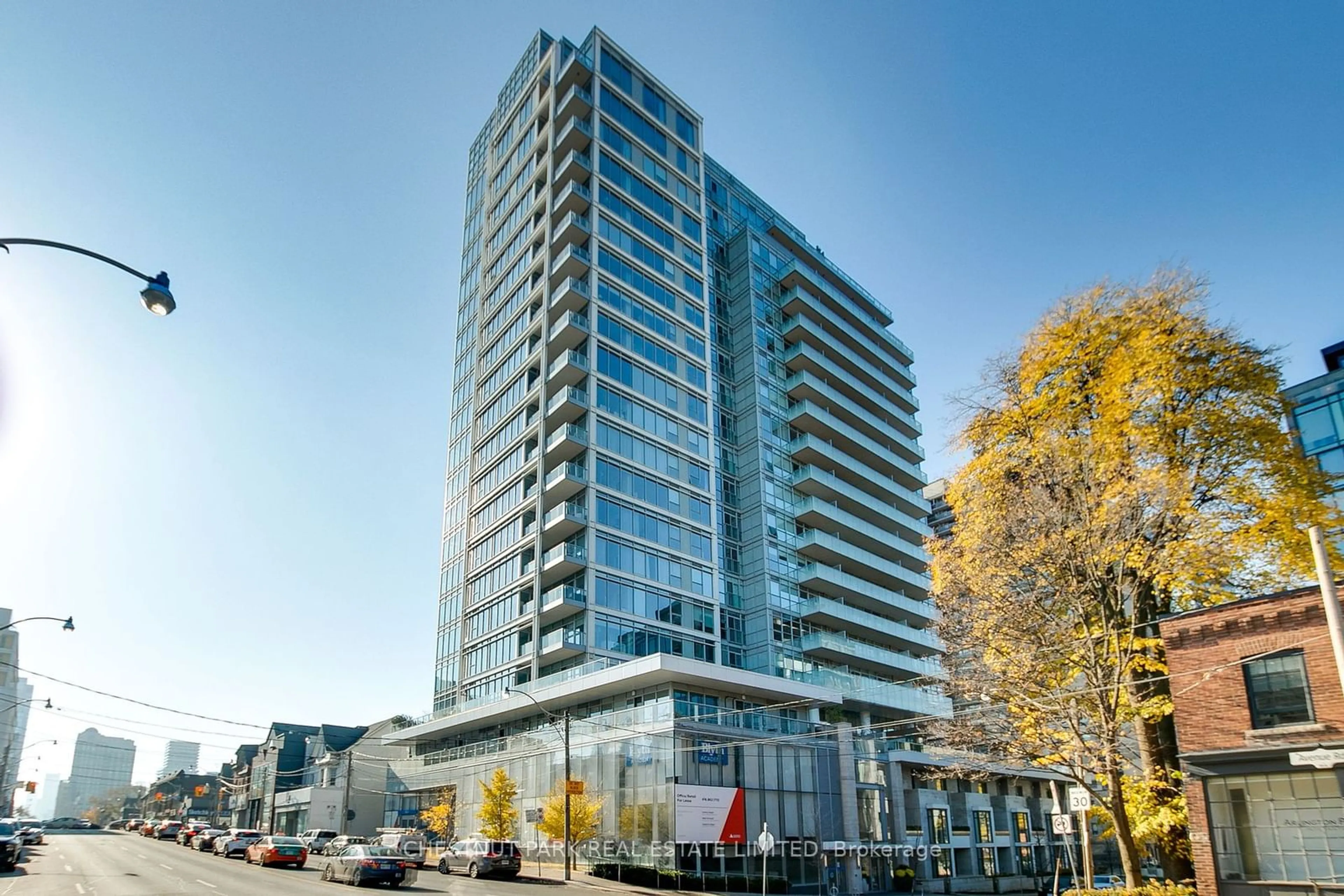 A pic from exterior of the house or condo for 170 Avenue Rd #703, Toronto Ontario M5R 0A4