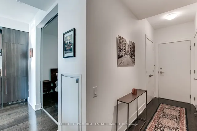 Additional property image - 170 Avenue Rd Unit 703