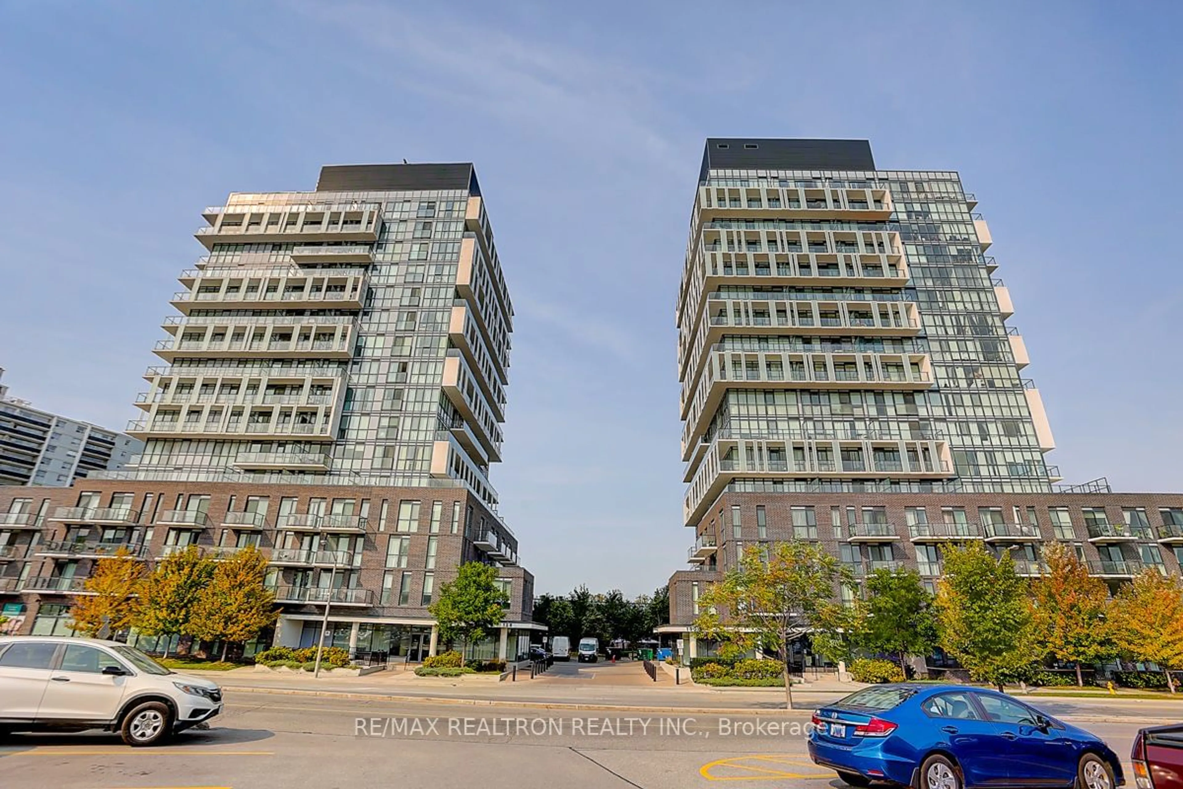 A pic from exterior of the house or condo for 128 Fairview Mall Dr #415, Toronto Ontario M2J 2Z1