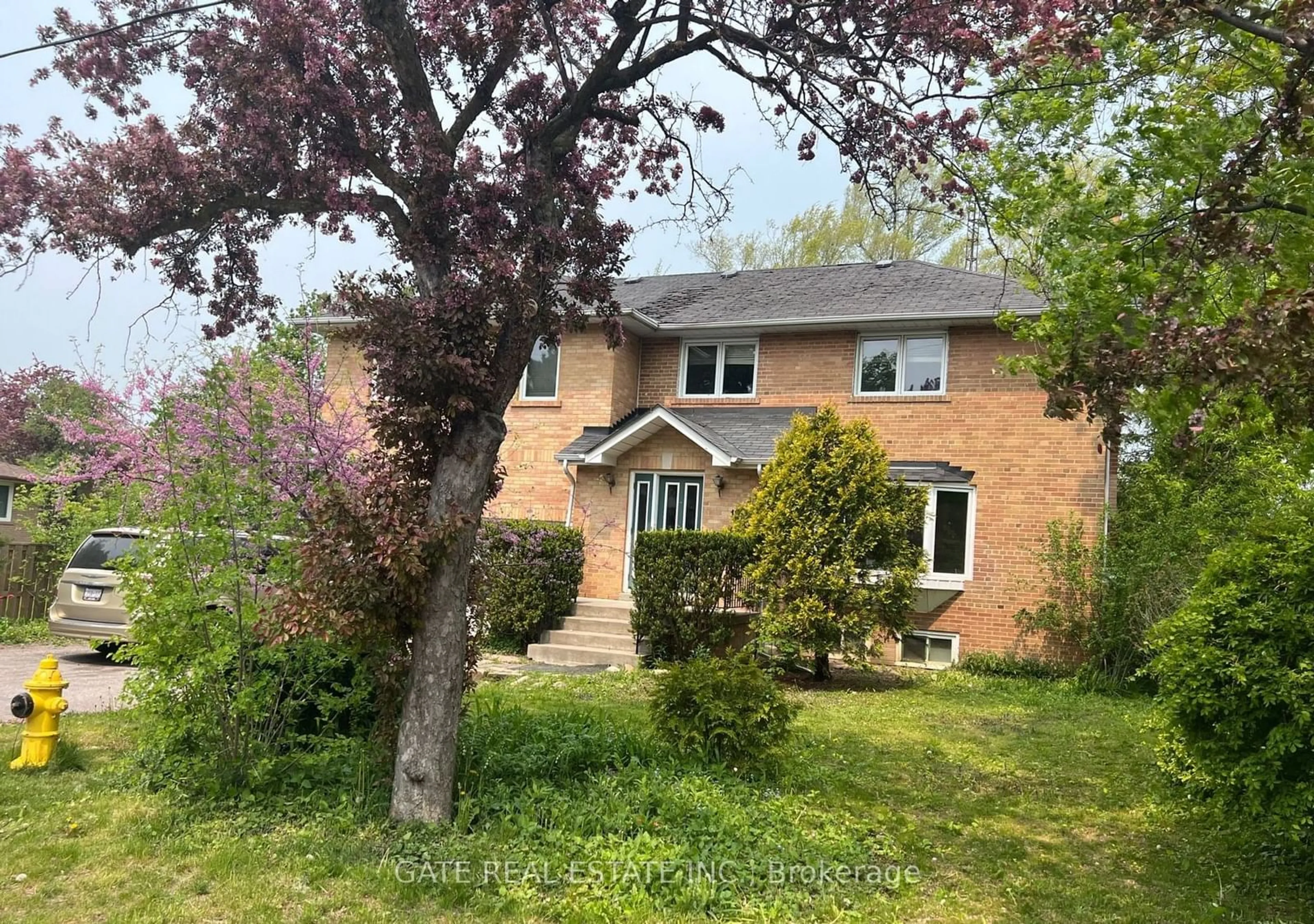 Frontside or backside of a home, cottage for 16 Glenelia Ave, Toronto Ontario M2M 2K7