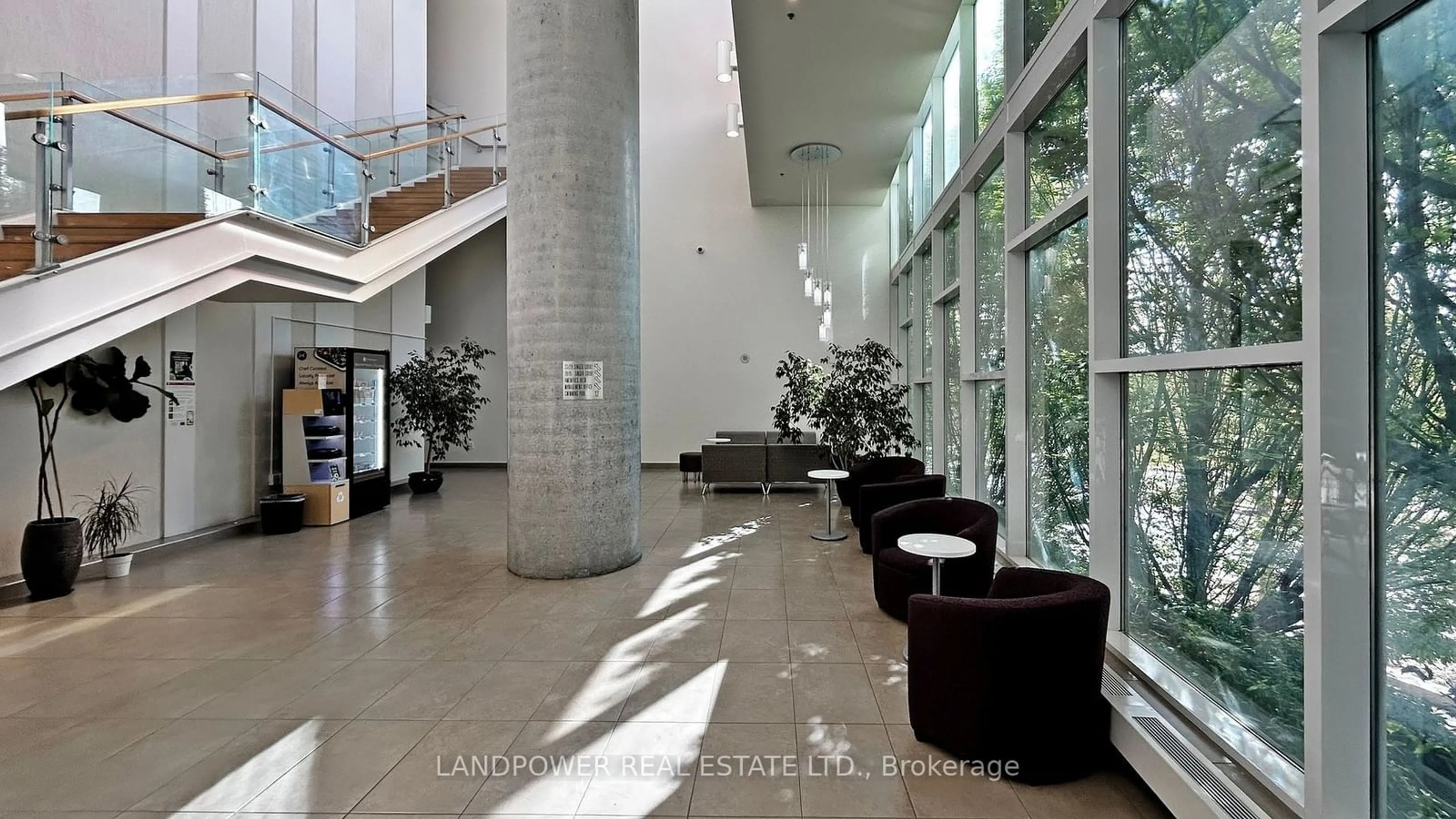 Indoor lobby, ceramic floors for 29 Singer Crt #2011, Toronto Ontario M2K 0B3