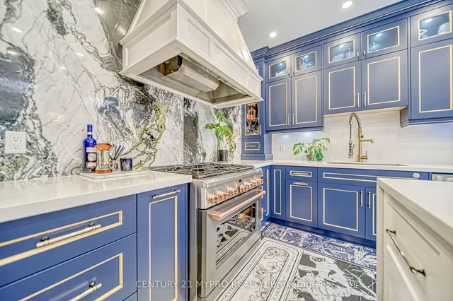 Additional property image - 156 Burbank Dr