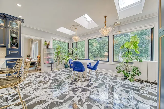 Additional property image - 156 Burbank Dr