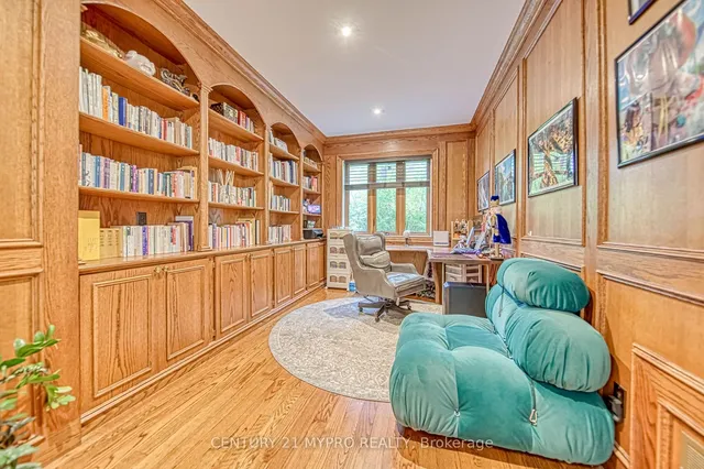 Additional property image - 156 Burbank Dr