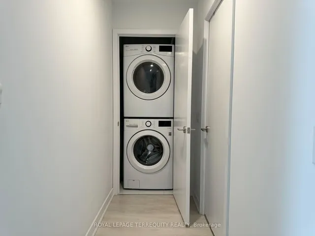 Additional property image - 120 Parliament St Unit 421
