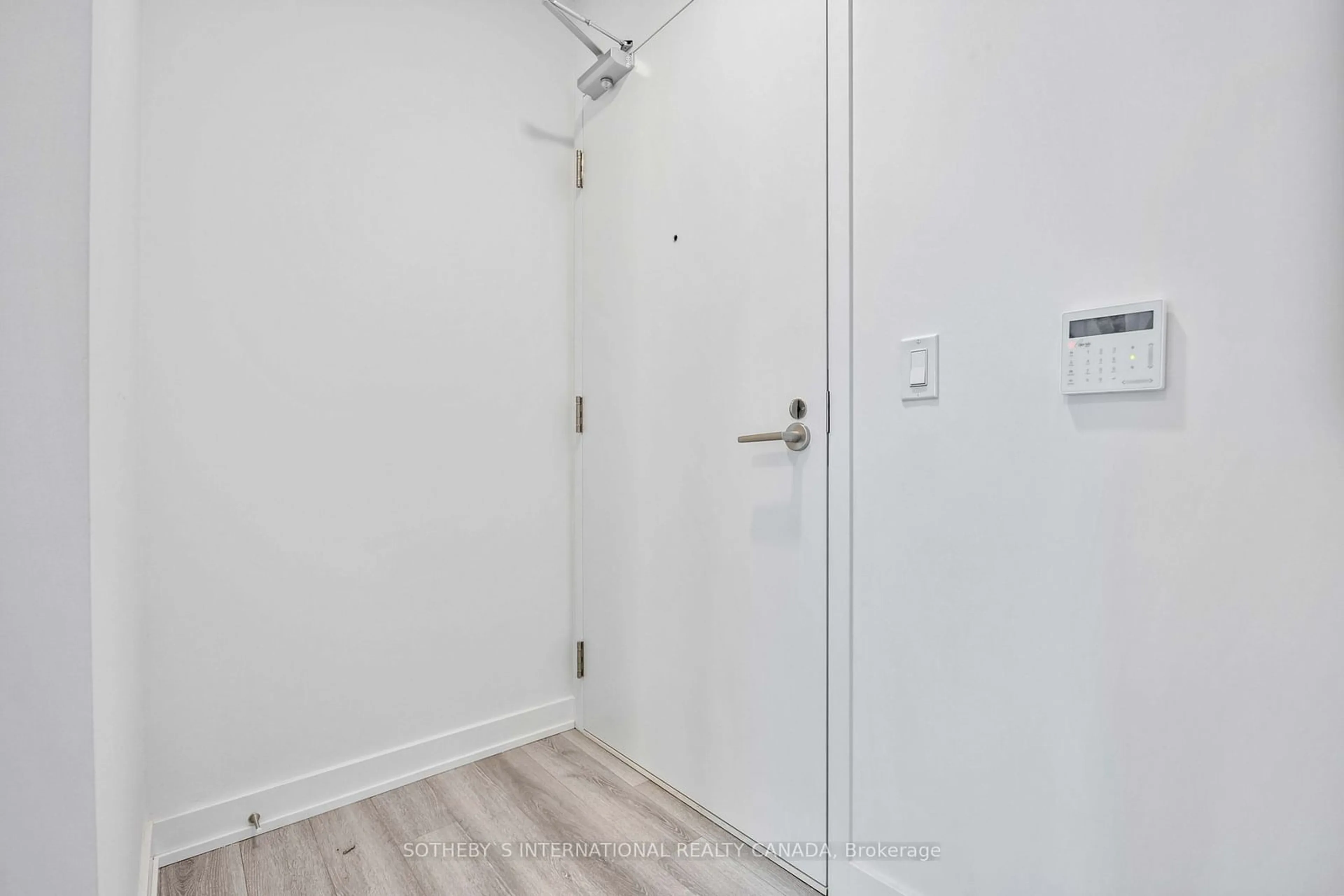 A pic of a room for 121 St Patrick St #1313, Toronto Ontario M5T 0B8