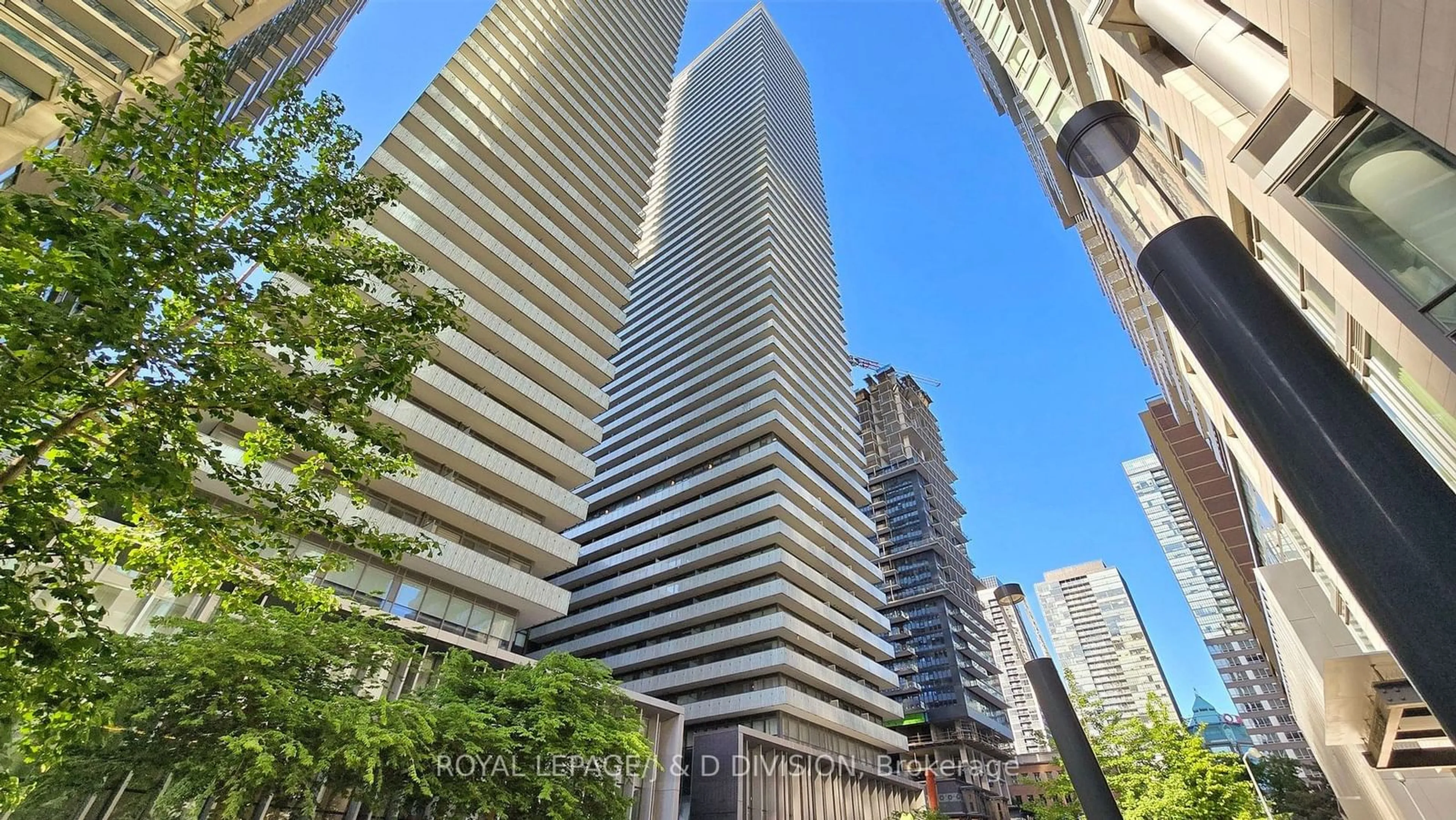 A pic from exterior of the house or condo, the front or back of building for 50 Charles St #5502, Toronto Ontario M4Y 0C3