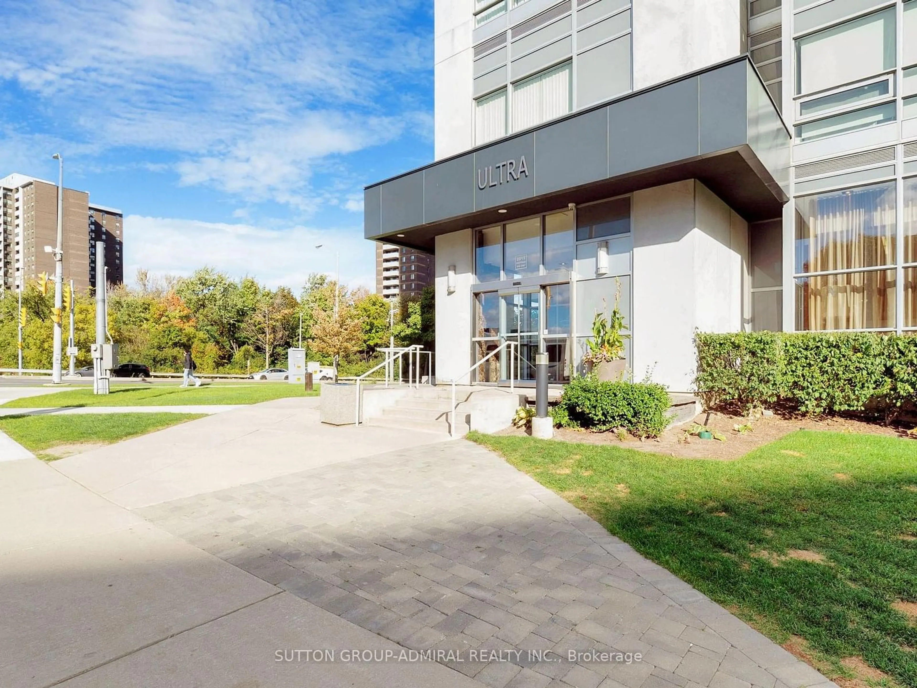 A pic from exterior of the house or condo for 2015 Sheppard Ave #605, Toronto Ontario M2J 0B3