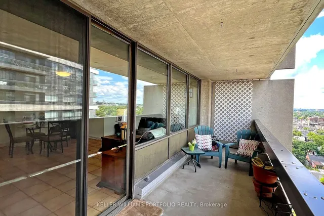 Additional property image - 720 Spadina Ave Unit 1510