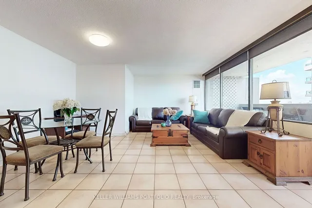 Additional property image - 720 Spadina Ave Unit 1510