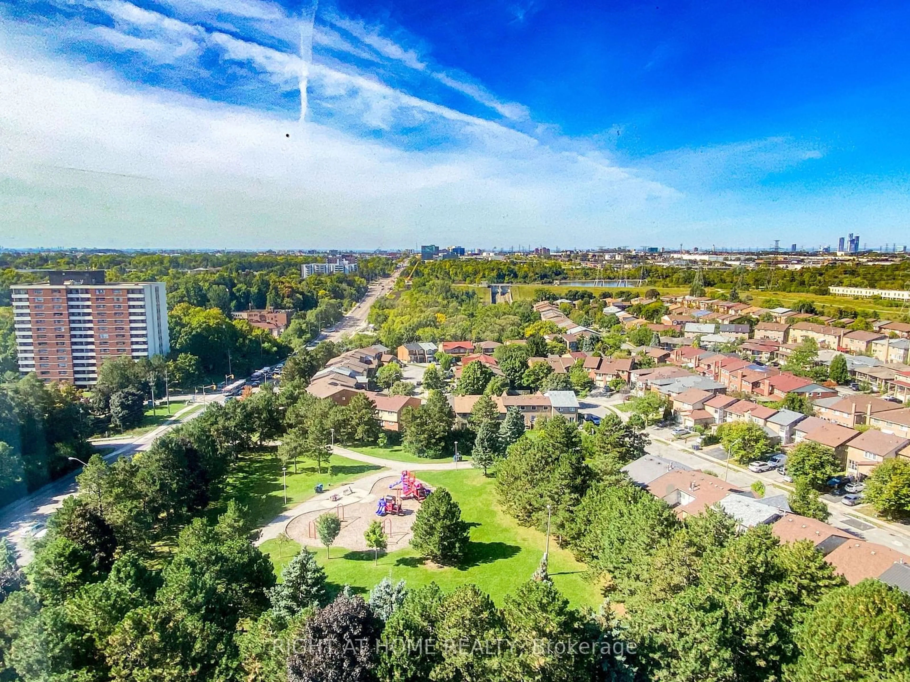 A pic from exterior of the house or condo, the view of city buildings for 10 Torresdale Ave #1605, Toronto Ontario M2R 3V8