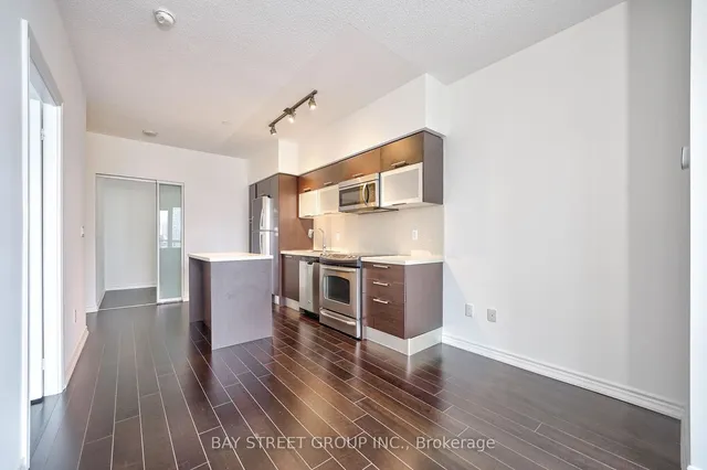 Additional property image - 386 Yonge St Unit 3209