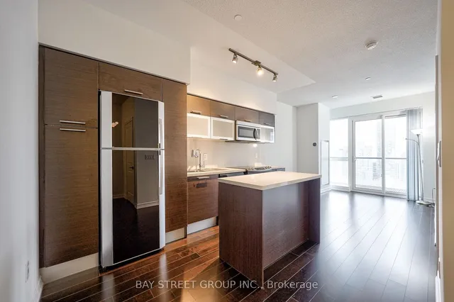 Additional property image - 386 Yonge St Unit 3209