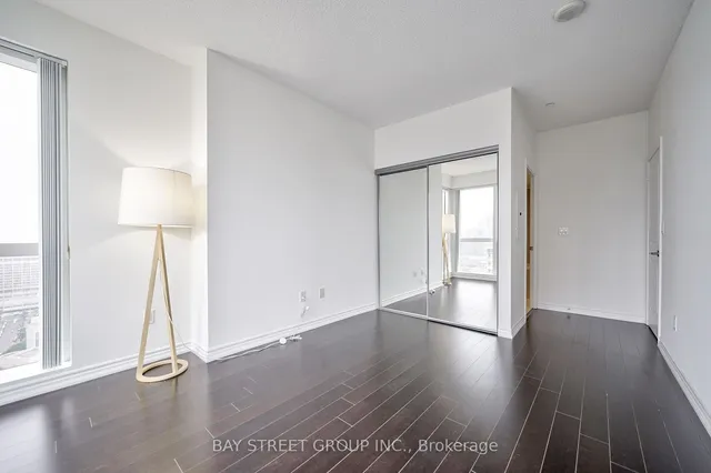 Additional property image - 386 Yonge St Unit 3209