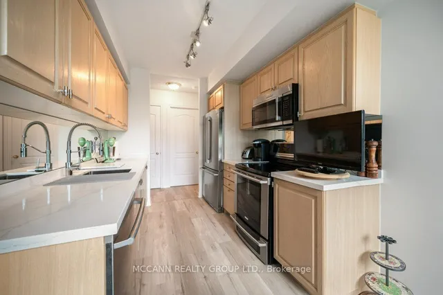 Additional property image - 18 William Carson Cres Unit 614