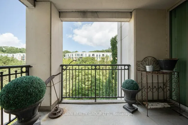 Additional property image - 18 William Carson Cres Unit 614