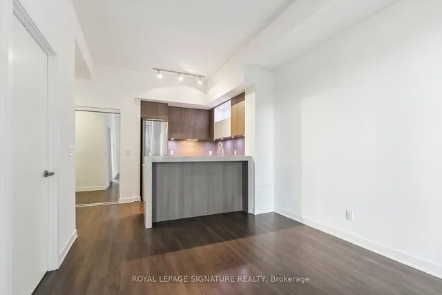 Additional property image - 170 Sumach St Unit 401