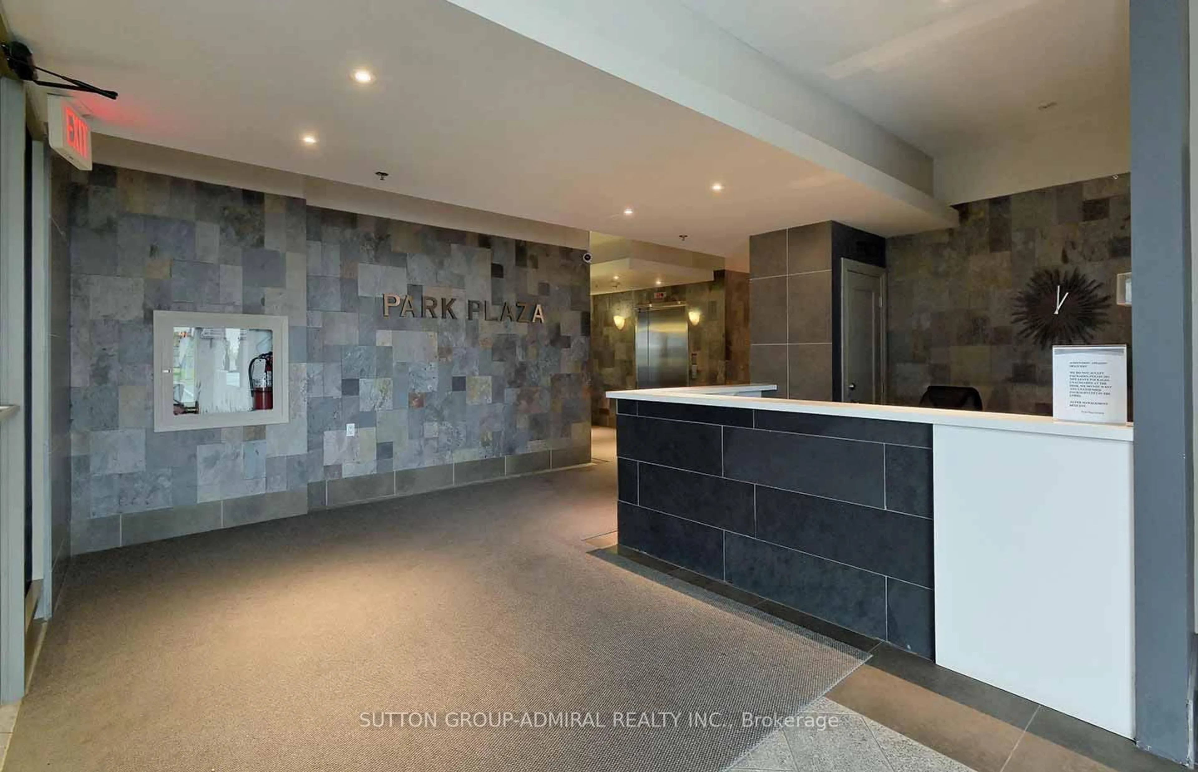 Indoor lobby, ceramic floors for 1030 Sheppard Ave #314, Toronto Ontario M3H 6C1