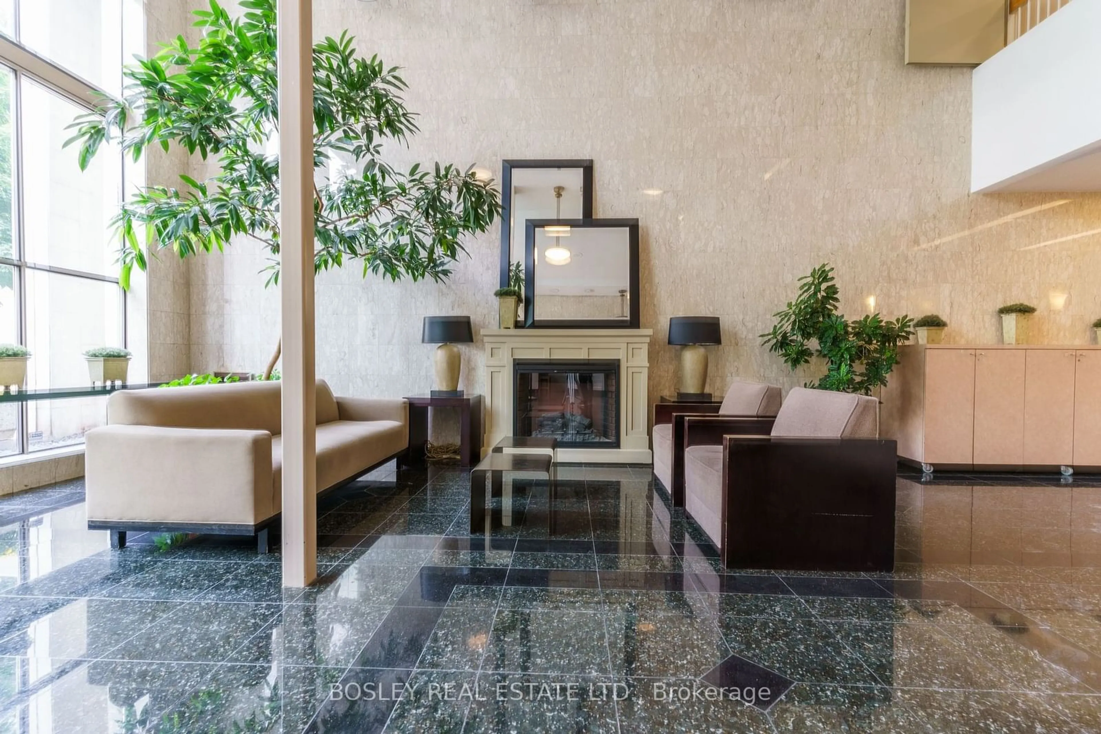 Indoor lobby for 65 Scadding Ave #412, Toronto Ontario M5A 4L1