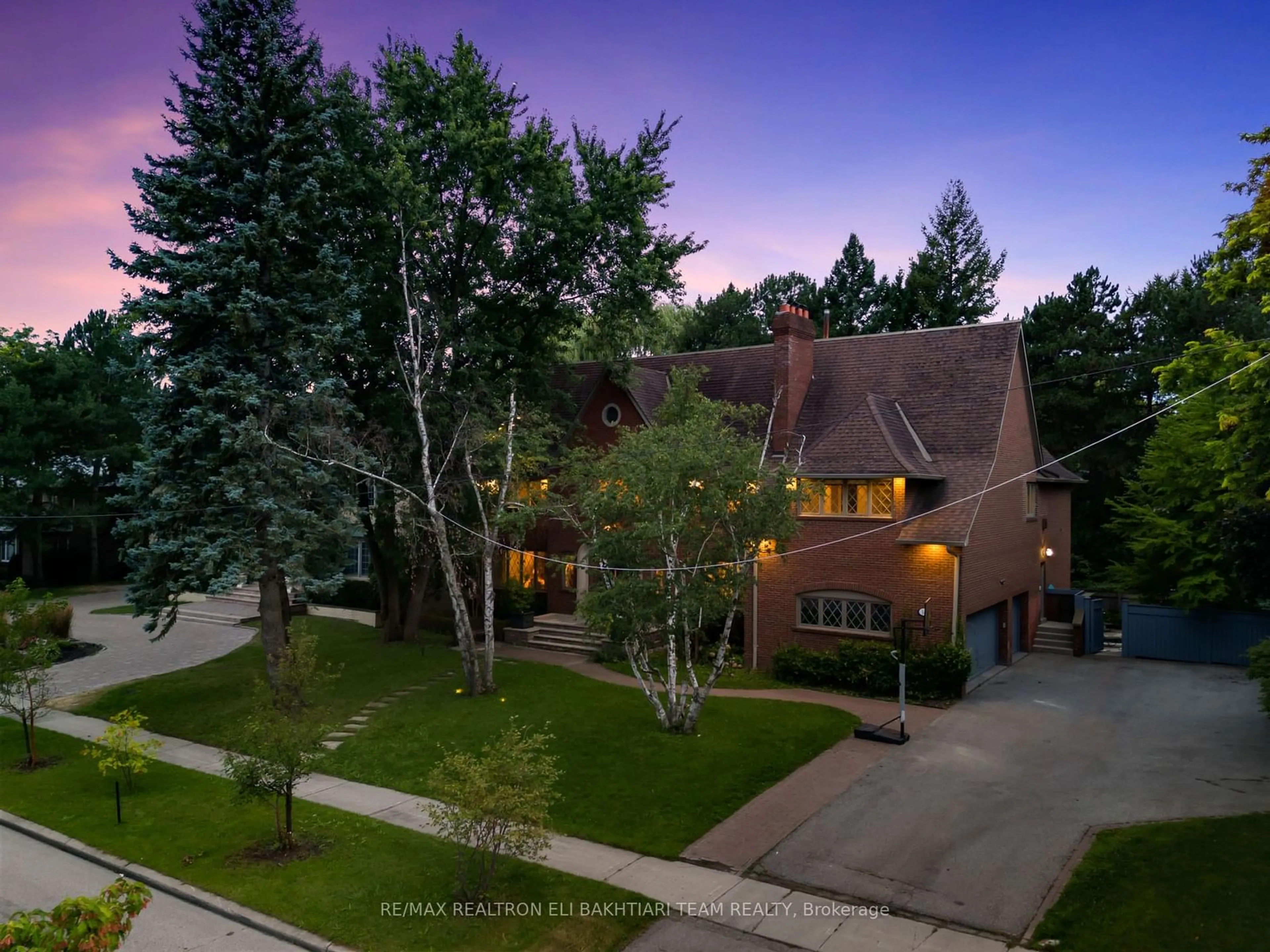 A pic from exterior of the house or condo, the street view for 14 Cosmic Dr, Toronto Ontario M3B 3E9