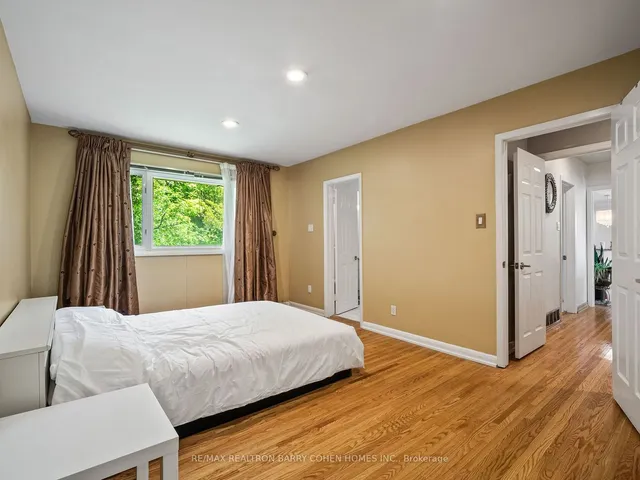 Additional property image - 120 Laurentide Dr