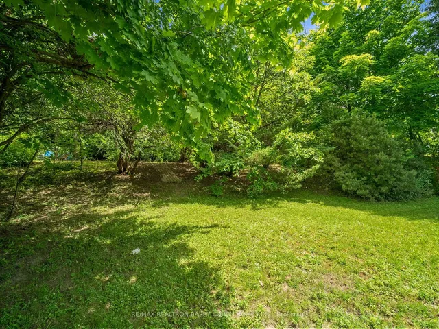 Additional property image - 120 Laurentide Dr