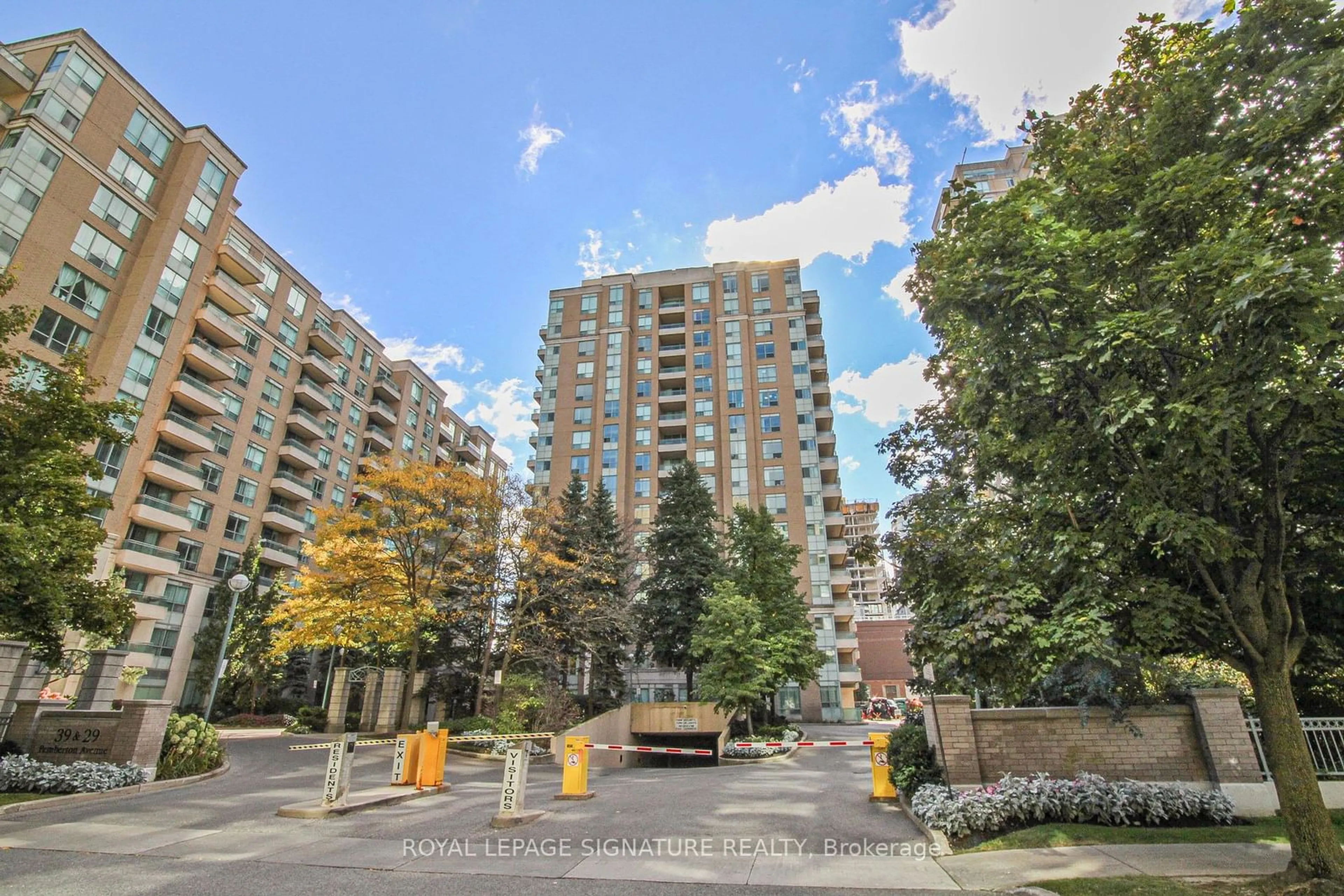 A pic from exterior of the house or condo for 29 Pemberton Ave #207, Toronto Ontario M2M 4L5