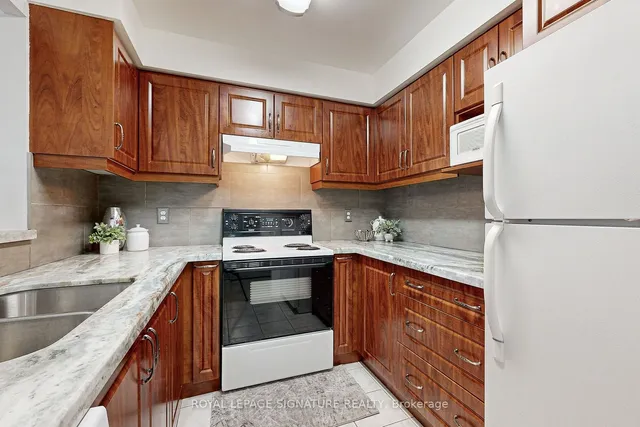 Additional property image - 29 Pemberton Ave Unit 207