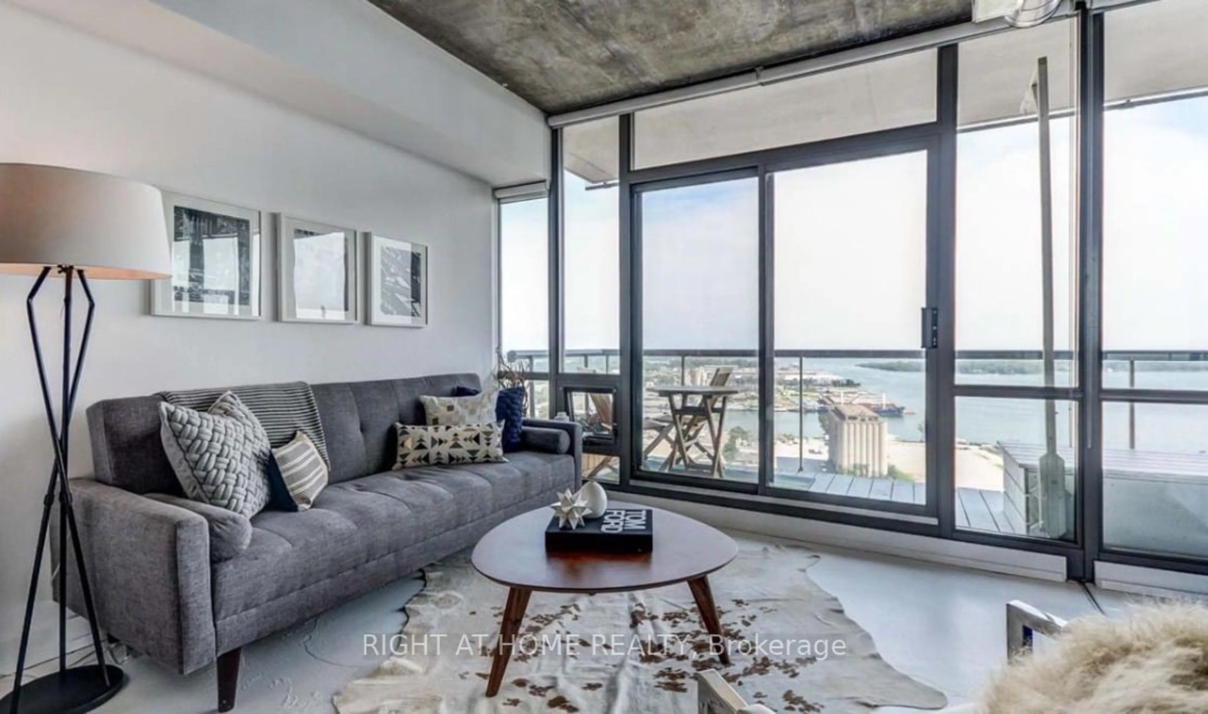 Living room for 33 Mill St #2505, Toronto Ontario M5A 3R3